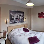 L'auberge Du Cochon D'or Otel