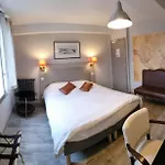 L'auberge Du Cochon D'or Otel
