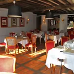 Otel L'auberge Du Cochon D'or 2*