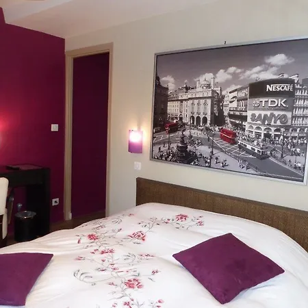 Logis Hotel Restaurant Hotel Le Cochon D'Or Hotel 2*