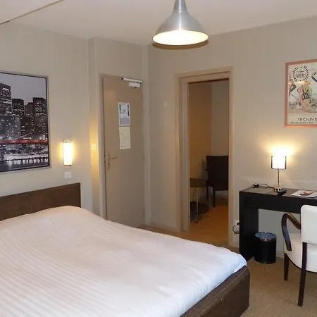 Logis Hotel Restaurant Hotel Le Cochon D'Or Hotel Beuzeville