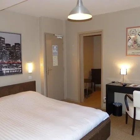 L'auberge Du Cochon D'or 호텔 뵈즈빌르