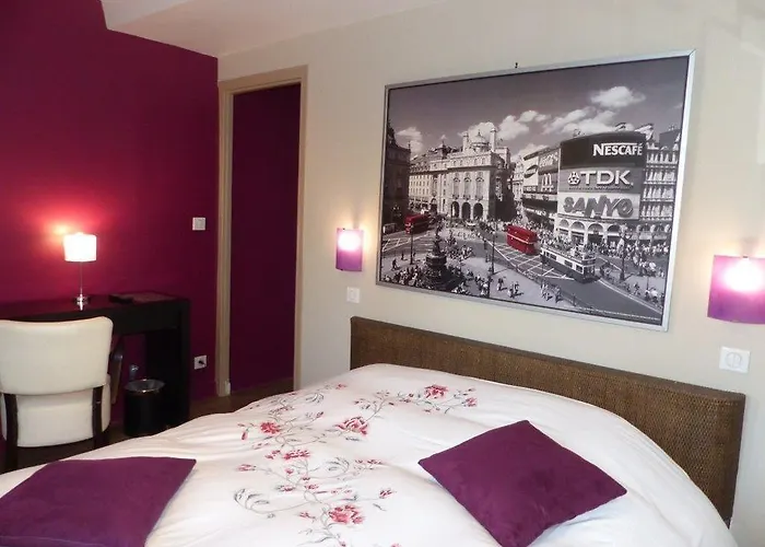 金猪客栈 酒店 2*