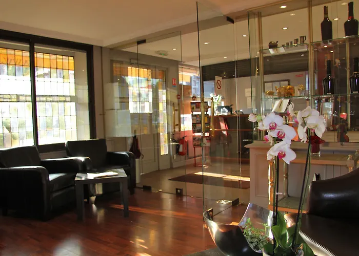 מלון L'auberge Du Cochon D'or