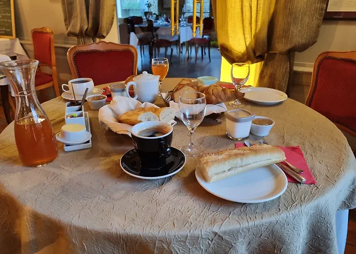 L'auberge Du Cochon D'or 2*